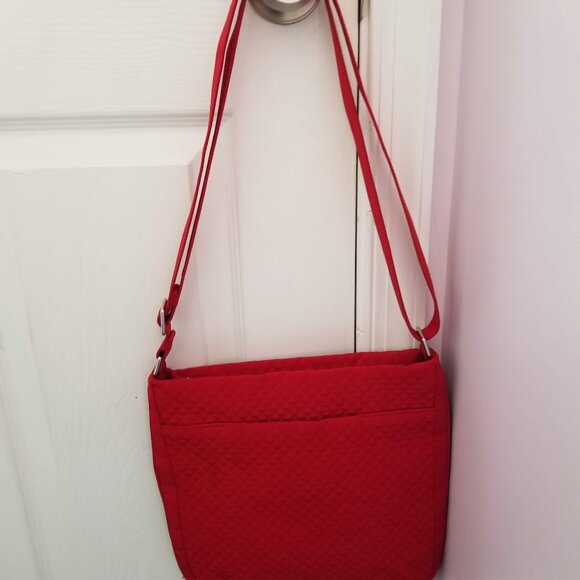 Vera Bradley Solid Red Quilted Cross Body Bag / Trending Color for Holidays! - Picture 3 of 9